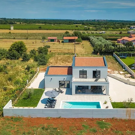 Esire Holiday home Pula